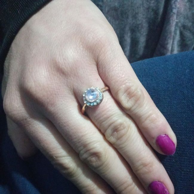 Por último... Muéstranos tu anillo 💍😍 - 1