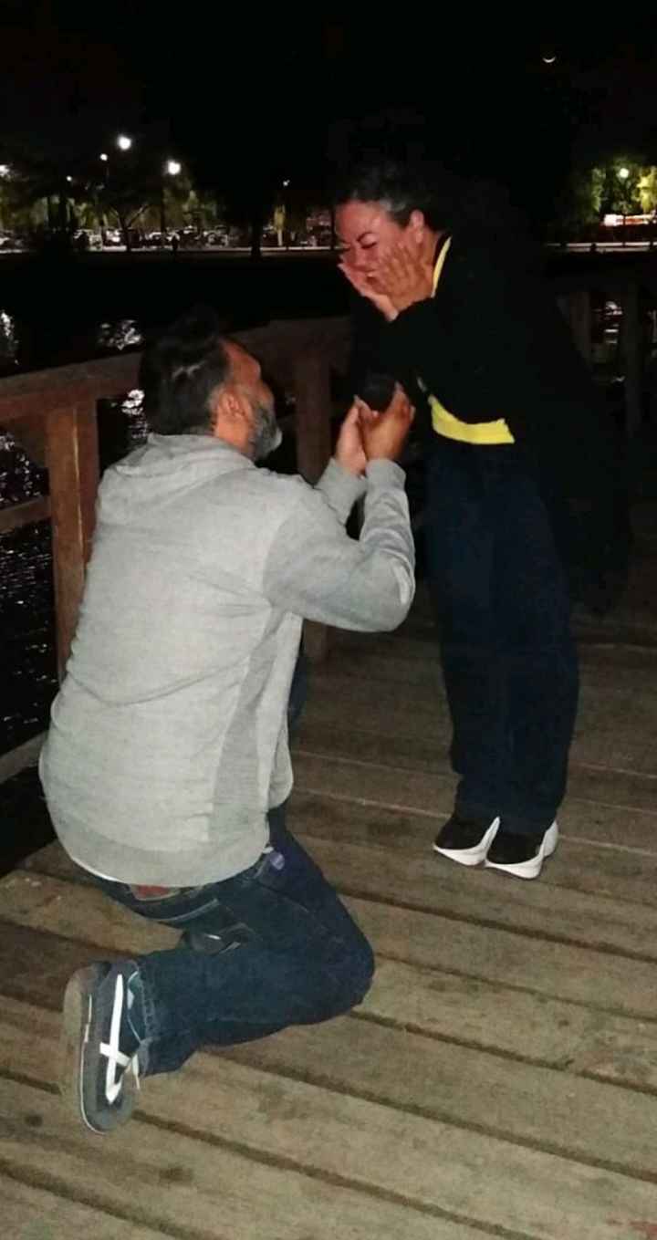 ¿Tenías las uñas arregladas cuando te propusieron matrimonio?💅 - 1