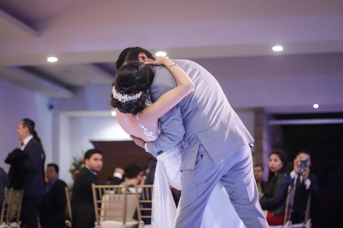 Compartan sus accesorios o tocados de novia 👰 3