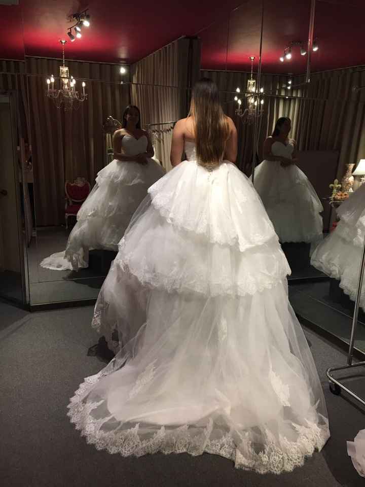 Indecisa con el vestido de novia - 7