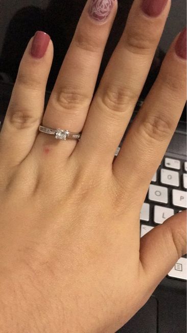 Mi anillo de compromisoooo - 1