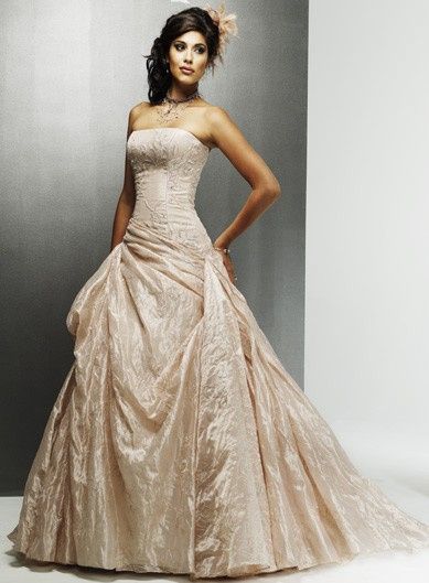 Boda en tono champagne y toques de rosa 17