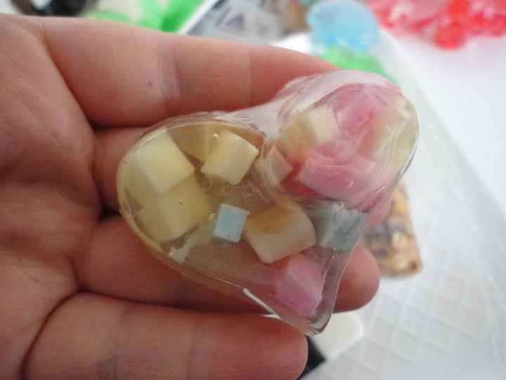 CORAZON DE COLORES