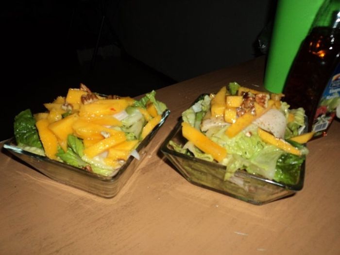 ensalada de mango y nuez
