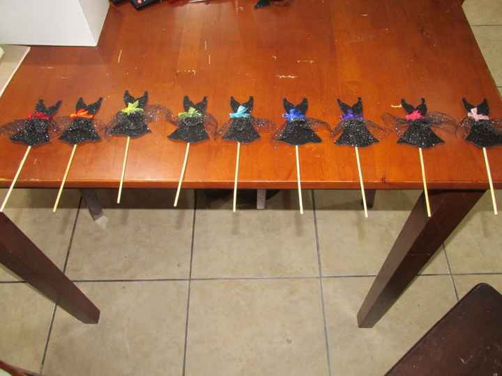Vestiditos con palillos 1