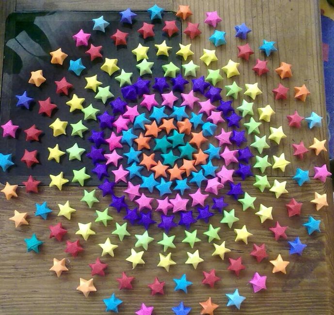 ESTRELLAS DE PAPEL