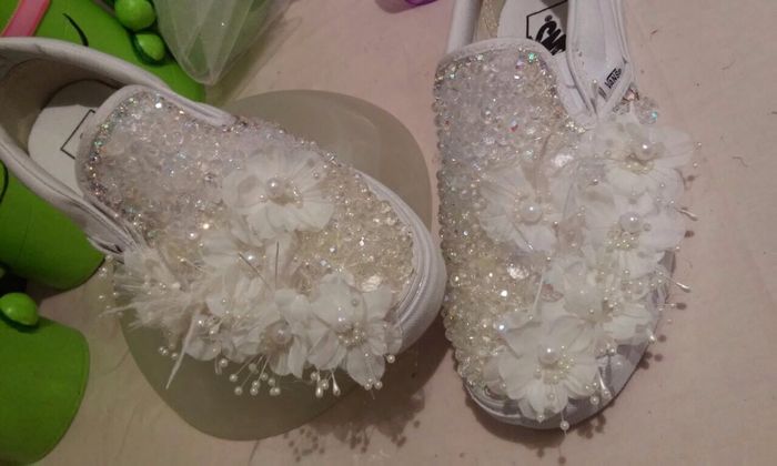 Mis tenis con cristales 