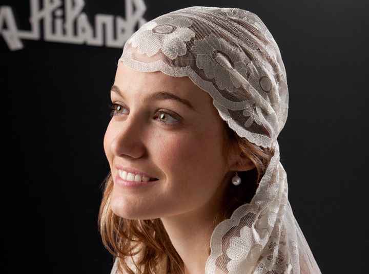Combina con velo pirata y cabello suelto? - 1