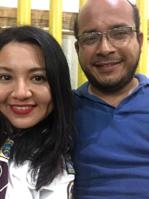 Reto a los novios a... Poner la foto más vieja que tengan juntos. 3