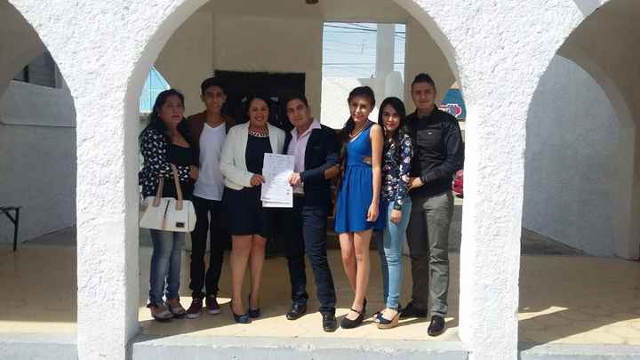 mi mama, mis hermanos y mi cuñado