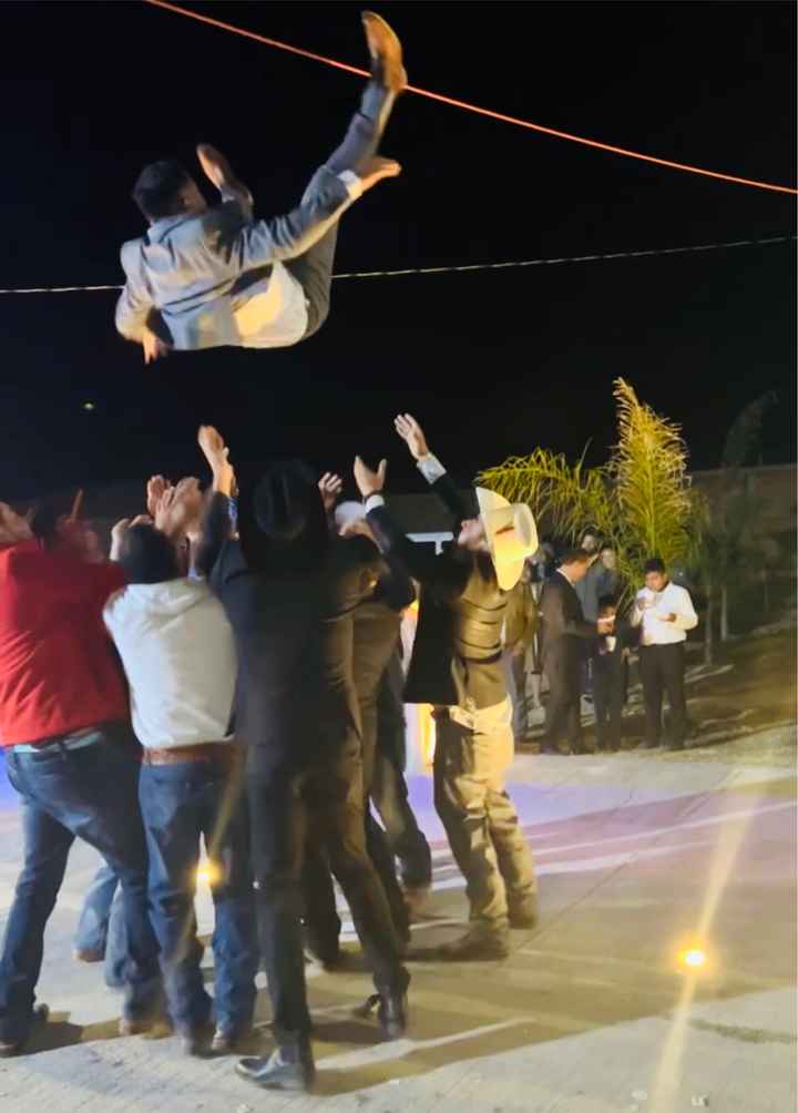 Bodas reales 2022: Postea tu foto más divertida de boda - 1