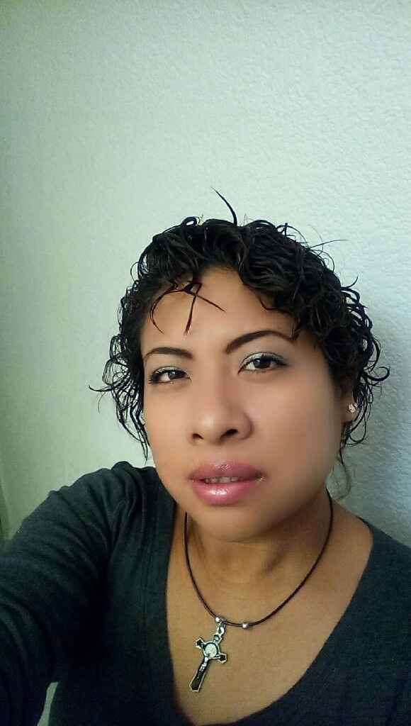 Sus hermosos anillos. - 1