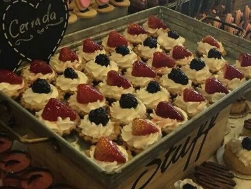 Pastel vs mesa de postres - 4