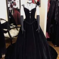 Nuestra boda gotica🖤 - 3