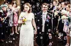 OPCION CON BURBUJAS !! No contaminas, no ensucias y las fotos salen preciosas ! Solo ten cuidado con