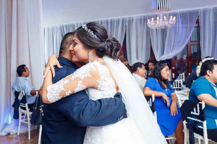 bailara contigo y te dira cosas muy lindas