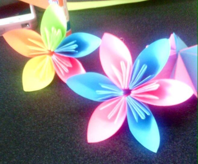 Mi ramo sera de flores de..... papel!!!!  , si papel! - 1