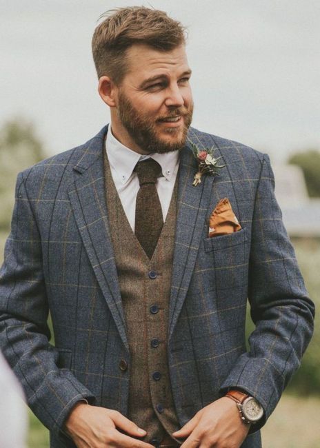 ¿Qué tipo de traje debería vestir el Novio en su boda si es en Jardín? 11