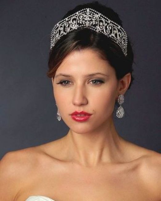 Inspo- Tiaras nupciales de las british royals 5