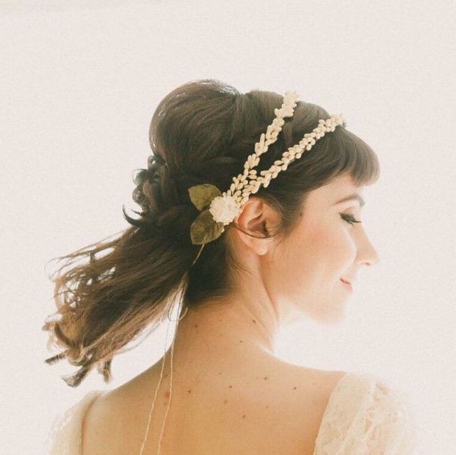 Inspo-descubre la tiara de novia que mejor encaja con tu estilo en 2022 18