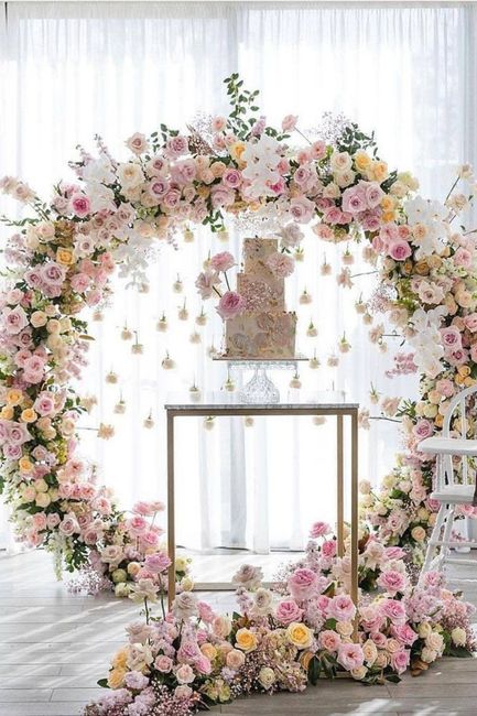 Inspo- Decoración de mesa de pastel para boda. 5