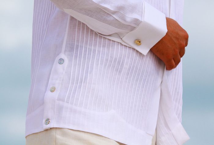 7 tips para usar una guayabera en una boda 5