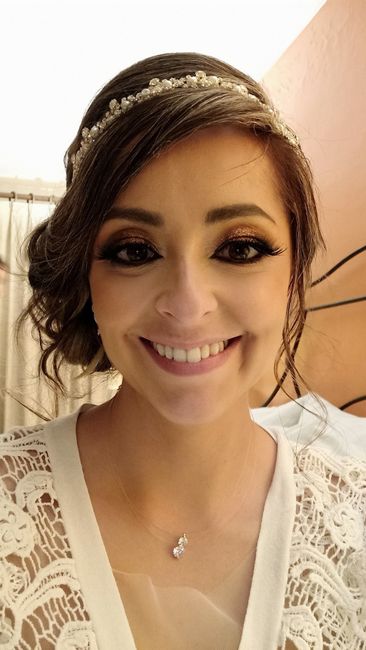 ¿Presupuesto ideal para maquillaje y peinado? 2