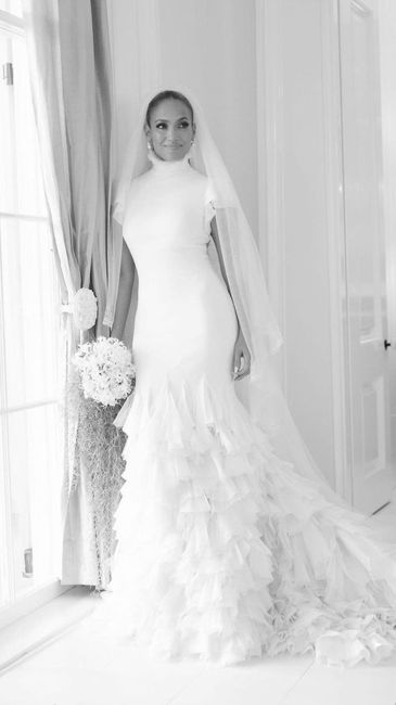 Duelo de vestidos de novia versión celebridades 🥊2022 vs. 2023🥊 2