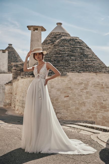 Vestidos de novia 2024 marca Ariamo: Scent of love ando liberty 12