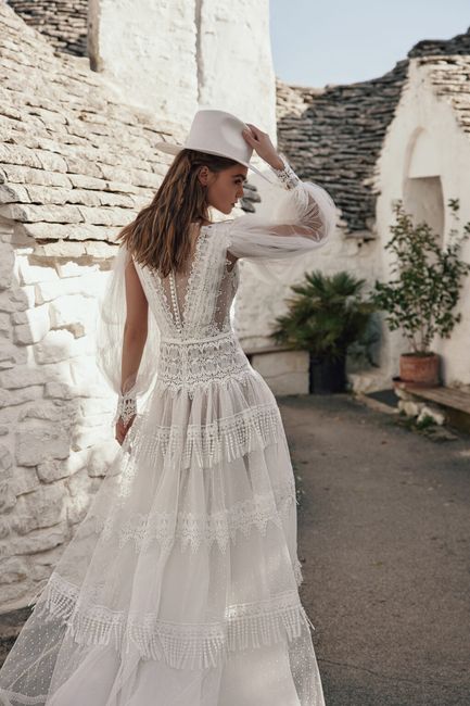 Vestidos de novia 2024 marca Ariamo: Scent of love ando liberty 22