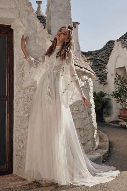 Vestidos de novia 2024 marca Ariamo: Scent of love ando liberty 23