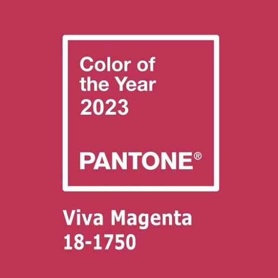 Damas en el color del año 2023: Viva Magenta - 1
