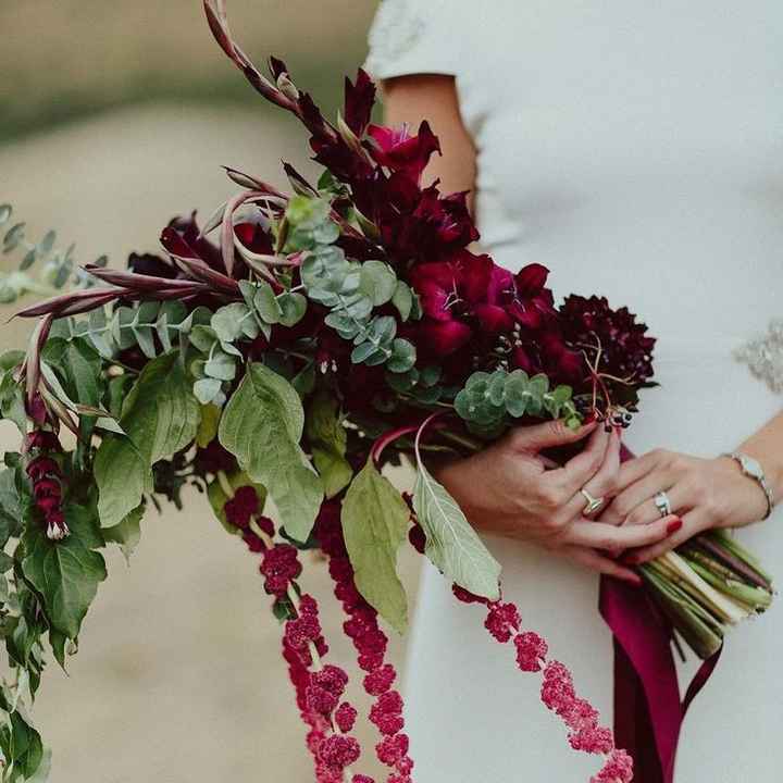 Califica estos 6 estilos de ramo de novia para tu boda: #5 Ramo de brazo - 1