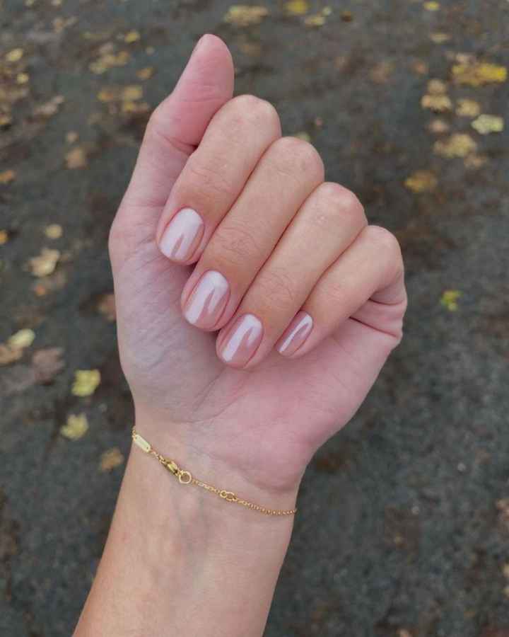 Glazed donut, tendencia en uñas para novias 💅 - 1