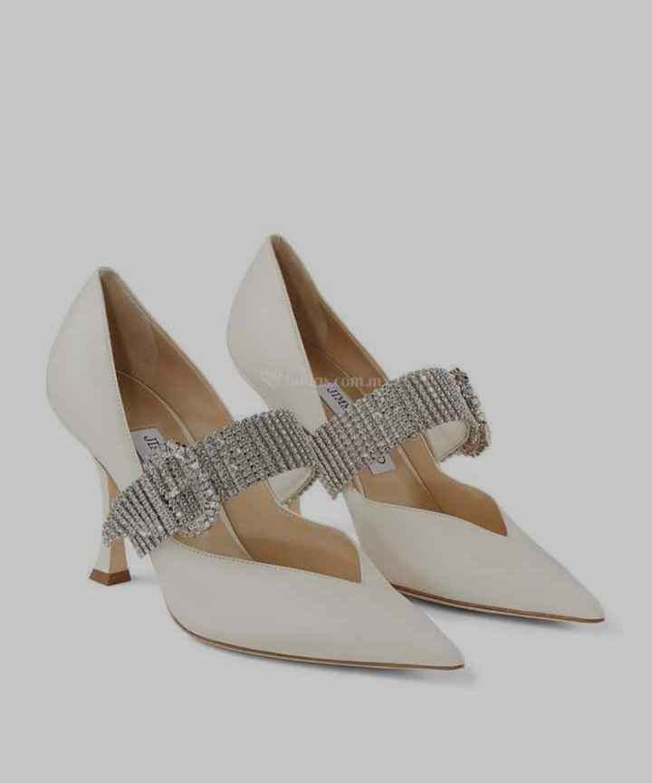 ¿Qué zapatos les pondrías a este vestido? 👠 - 1