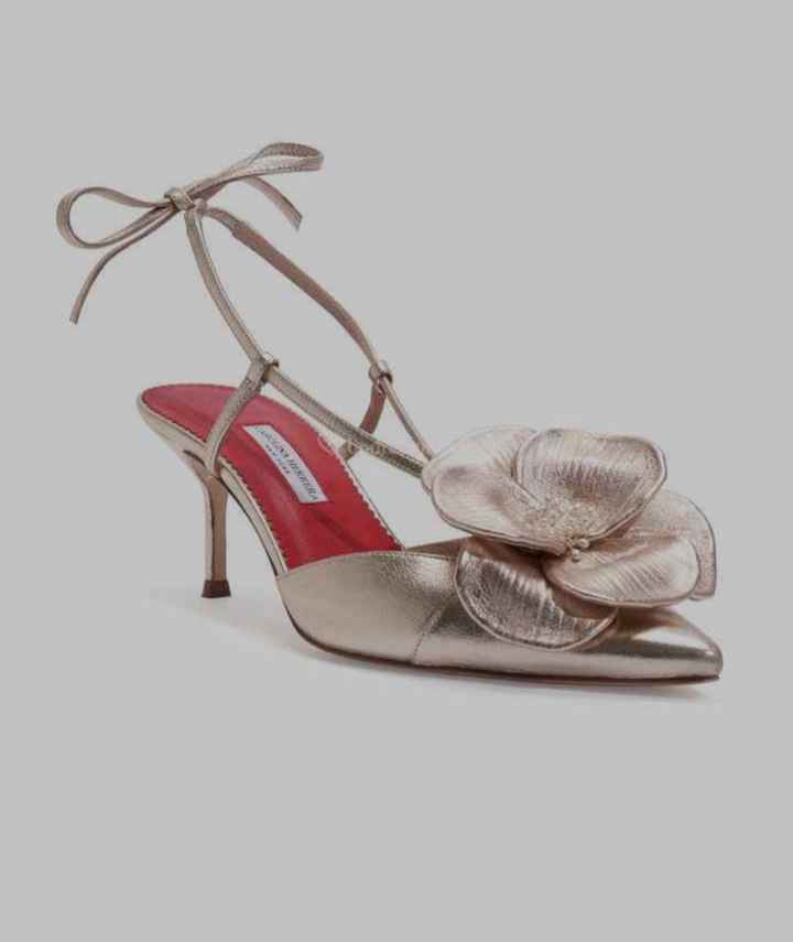 ¿Qué zapatos les pondrías a este vestido? 👠 - 2