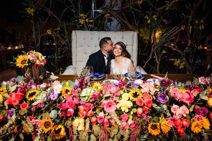 Sillas para la pareja en la recepción 🪑 - 1