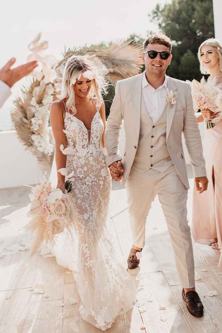 ¿Con cuál look te casarías en tu ceremonia religiosa? 👰🏻‍♀️💒🤵🏻‍♂️ - 3