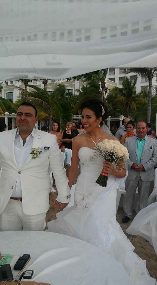 Y hasta ya paso un mes!!!  estar casada es lo máximo - 1