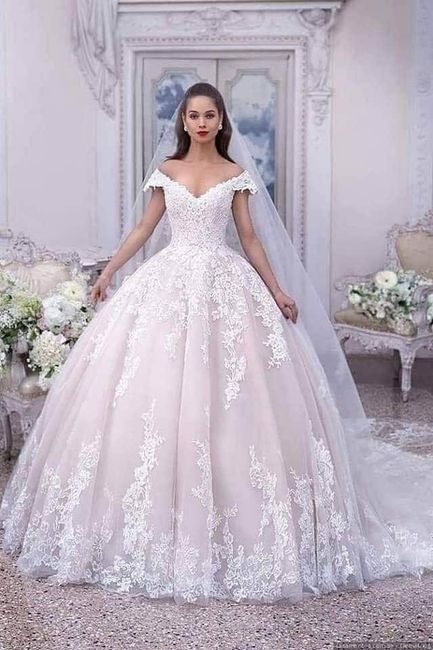 ¿Cuántas ⭐ le das a este vestido de novia?🎁 1