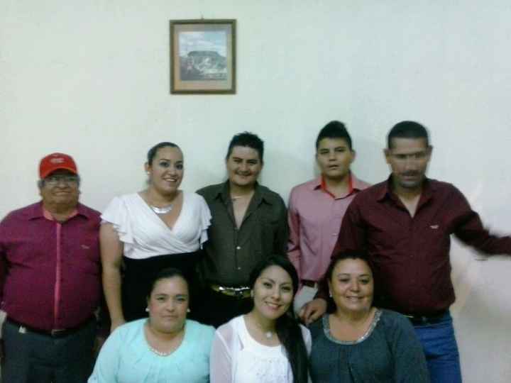 Pedida de mano... familia