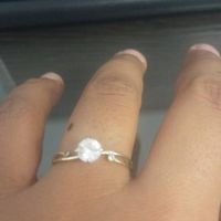 MI HERMOSO ANILLO DE COMPROMISO 
