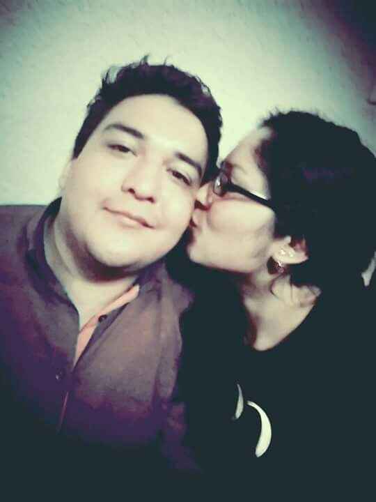 Fotos con su prometido.. - 2