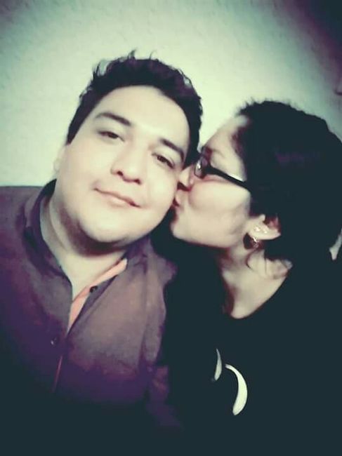 Fotos con su prometido.. - 2