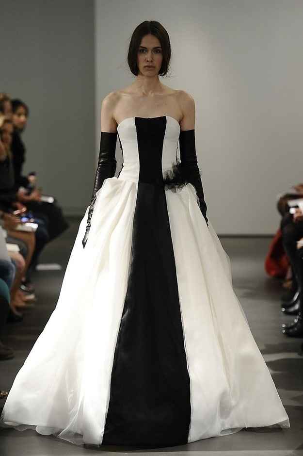 Vestidos raros