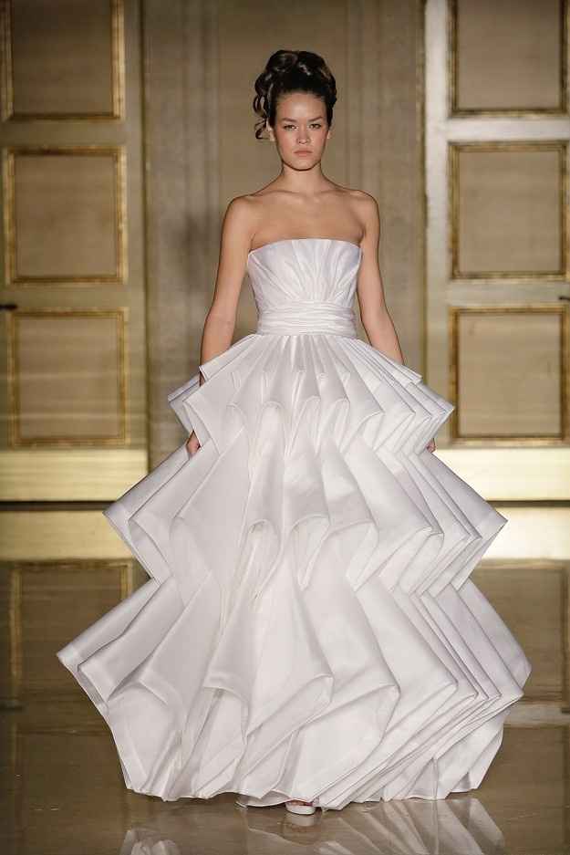 Vestidos raros