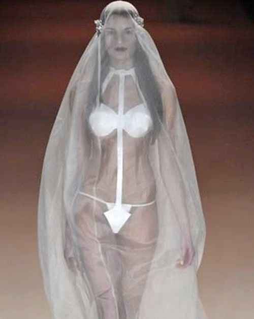 Vestidos raros