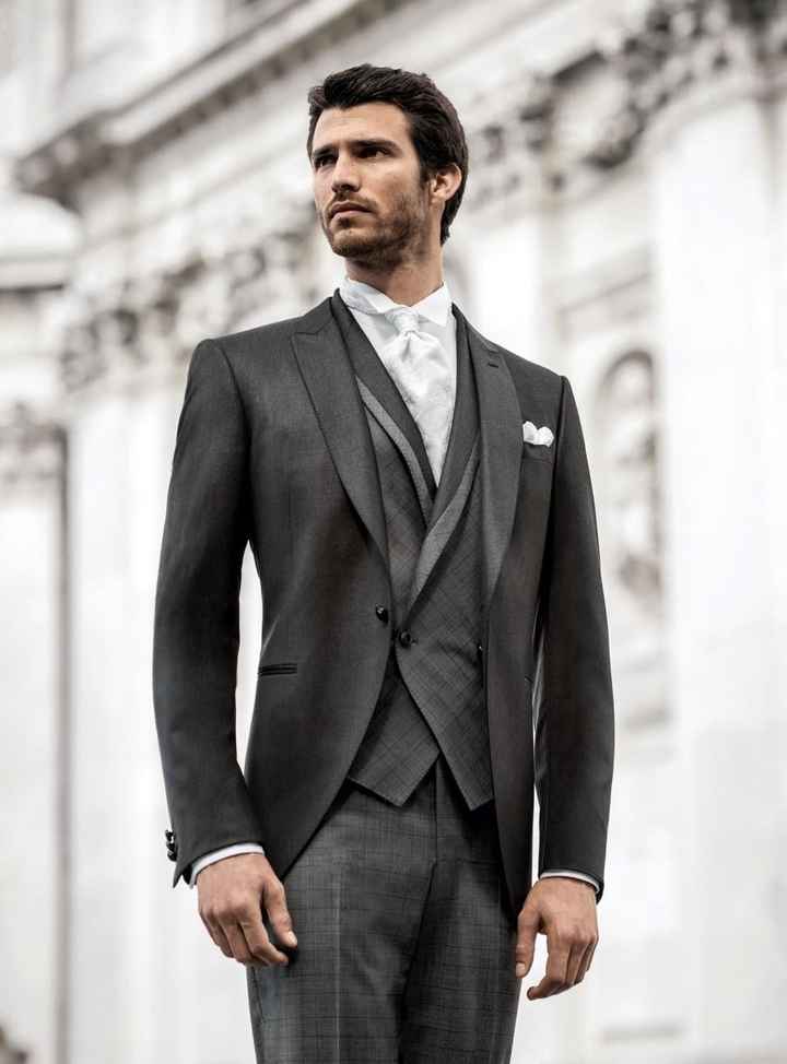 Novia gris