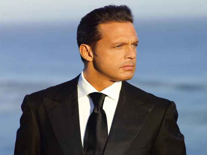 10. Luis Miguel