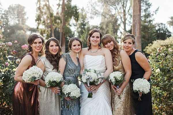 1. Damas